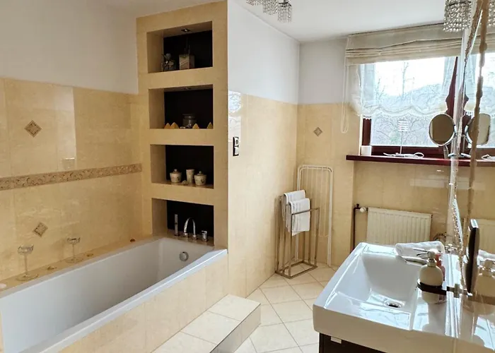 Victoria Aparts Apartment